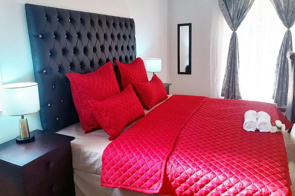 Queens Palace Pretoria Bilik gambar